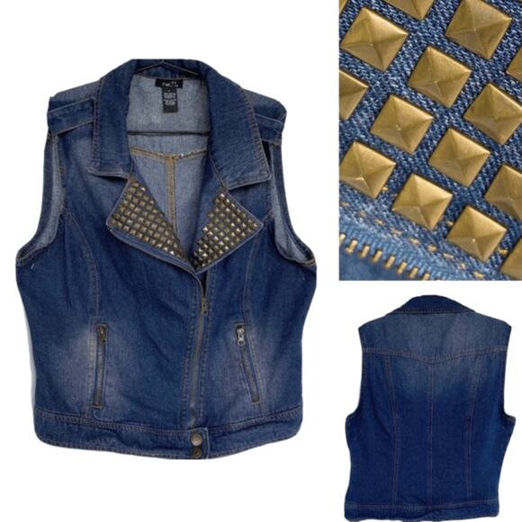 Rue 21 Women’s Denim Vest Bronze Studs Large - Picture 4 of 5